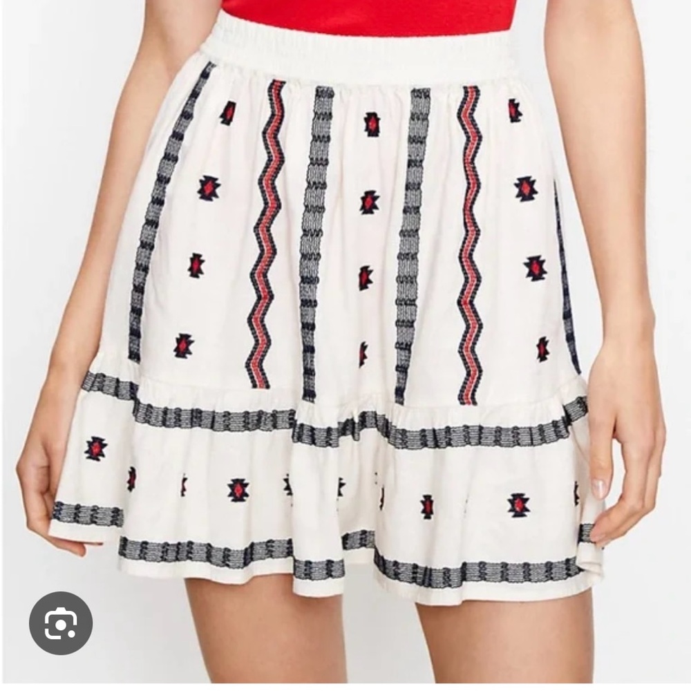 Loft Women's Embroidered Linen Blend
Boho Ruffle Elastic Waist Mini Skirt, L